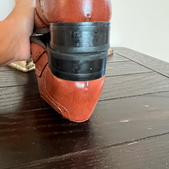 Boys brown dress shoes - toddler size 9 - Picture 5 of 6